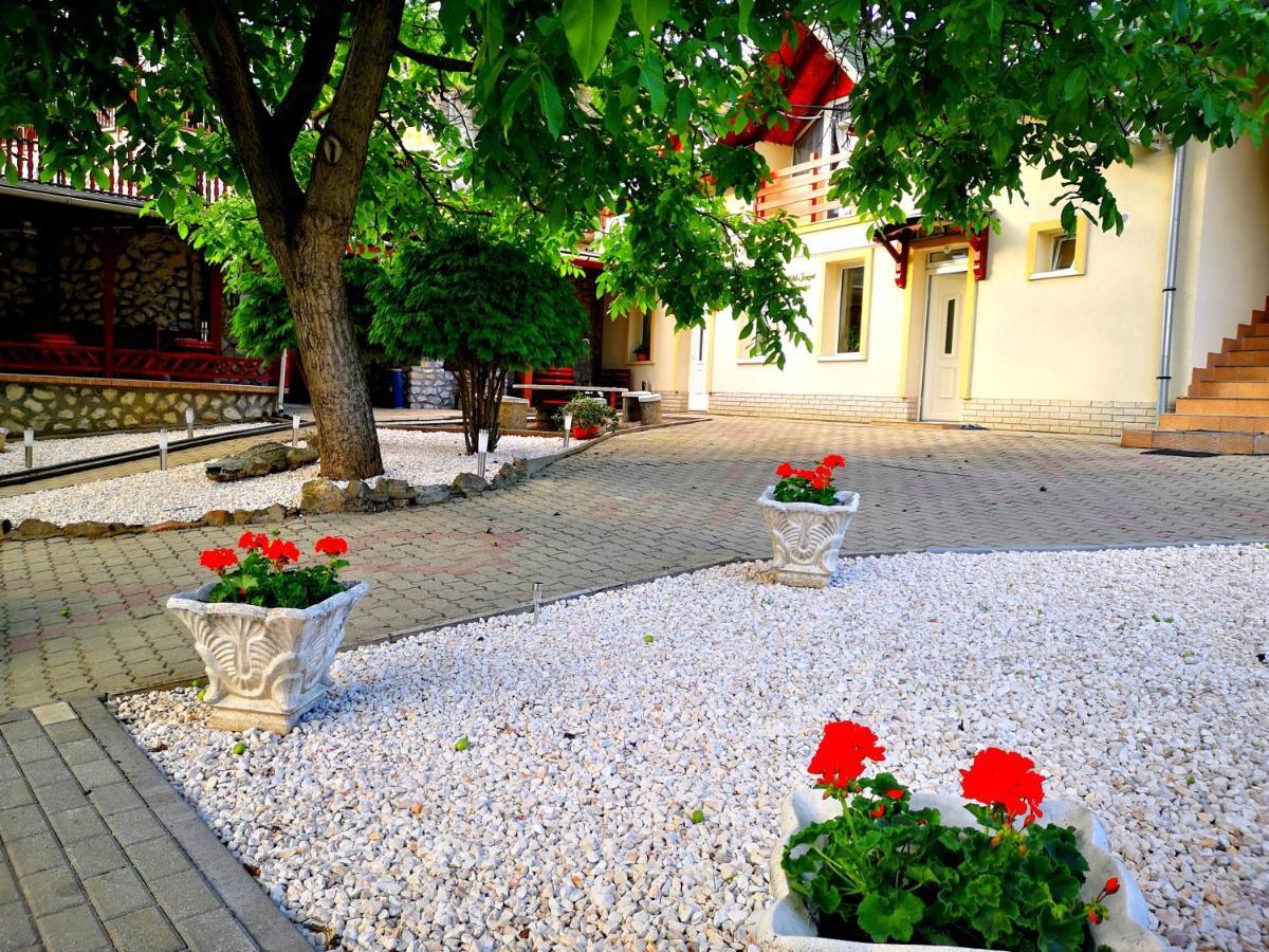Zoeld Sziget Wellness Bed & Breakfast Egerszalok Exterior photo